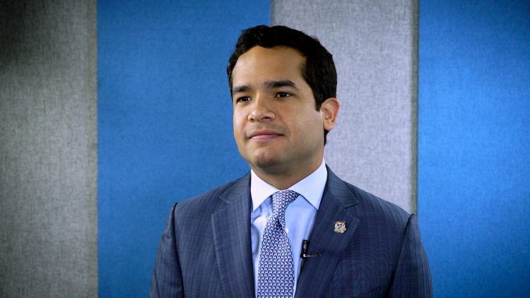 Omar Fernández: No hay bases para acusar a FP por huelga Cibao