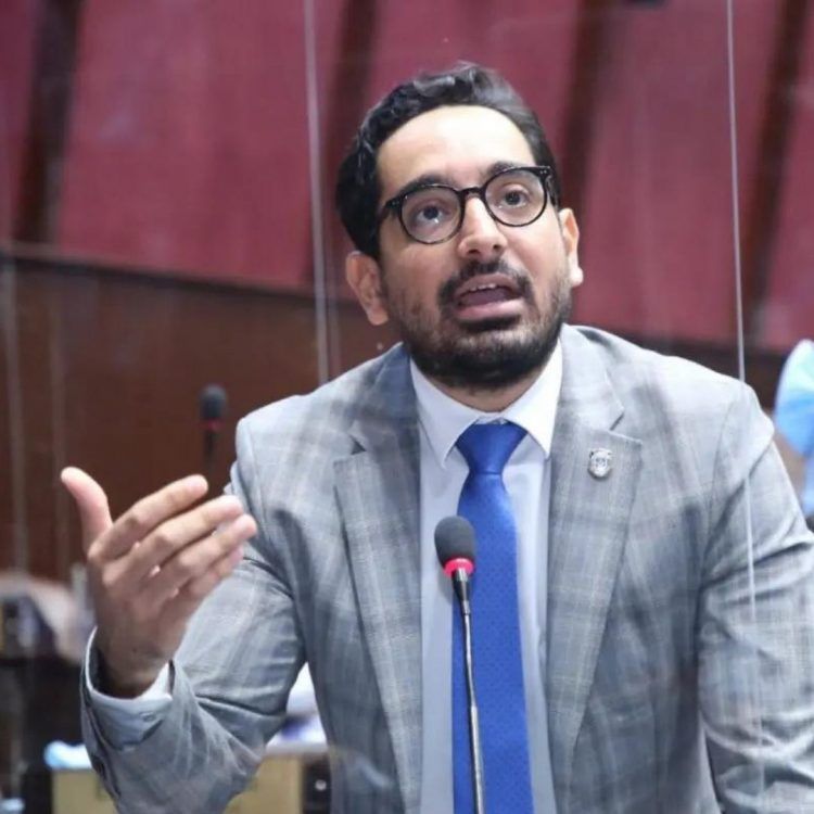 Diputado DN descontento sobre control financiero de Guillermo Moreno