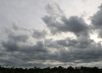 Escasas lluvias para este martes; cielo medio nublado
