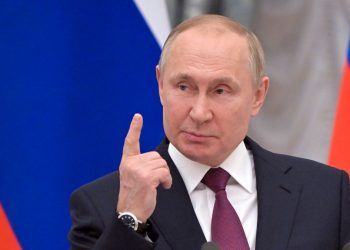Putin a intervencionistas: "Se enfrentarán a una respuesta relámpago"