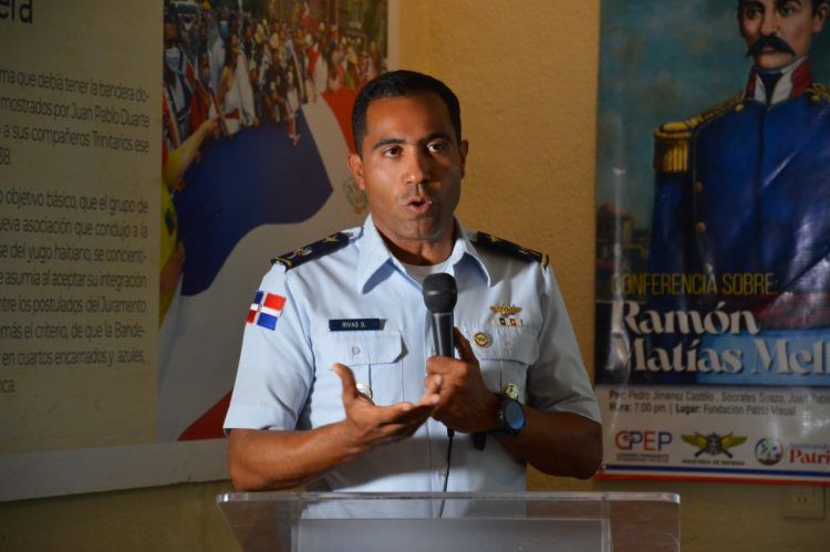 El Coronel y Piloto Mario Rivas Díaz de la FARD, rememoró la proeza ejecutada por durante el famoso “Vuelo Panamericano”.