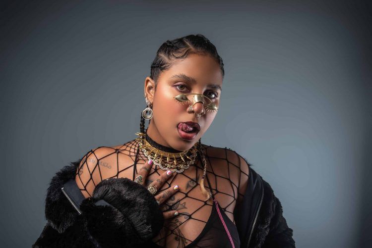 Tokischa y su canción llegan a la NFL