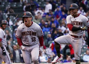 Diamondbacks derrotan a los Cachorros en extra-inning