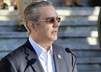 Abinader llama a imitar transparencia de Peña Gomez 