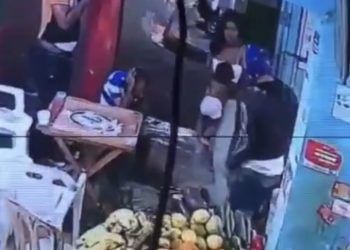 Asaltan grupo de personas frente a niños en Villa Mella