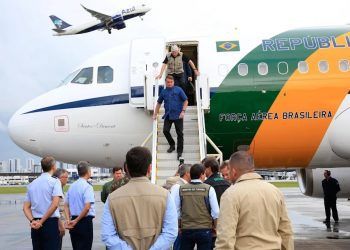 Brasil anuncia ayudas a comunidad con más de 90 muertos por lluvias