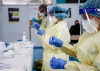 Casos globales Covid-19 bajan 3% y muertes 11 % en una semana