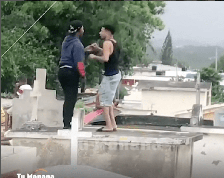 Cementerio se convierte en "campo de baile y de volar chichiguas"
