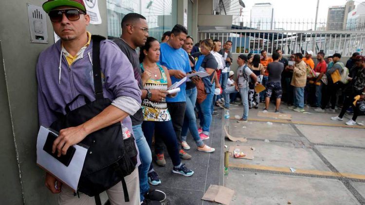 De 40 mil venezolanos, 17 mil lograron visados en RD