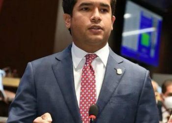 Omar Fernandez entre los preferidos para la senaduría DN