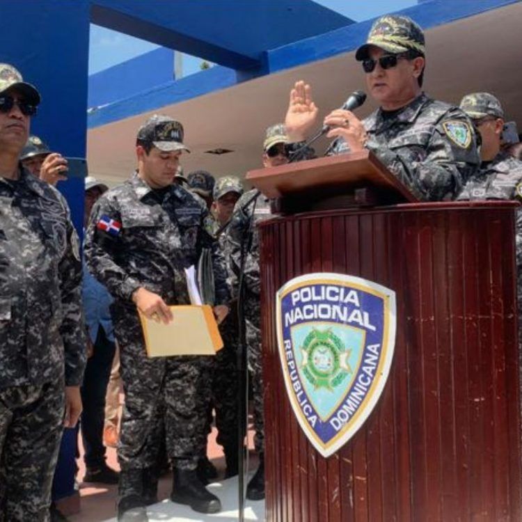 Destituyen director PN en Santiago por ola de crímenes 