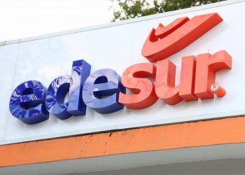 La Empresa Distribuidora de Electricidad del Sur (EDESUR) iluminó el malecón de Santo Domingo, en una tercera etapa.