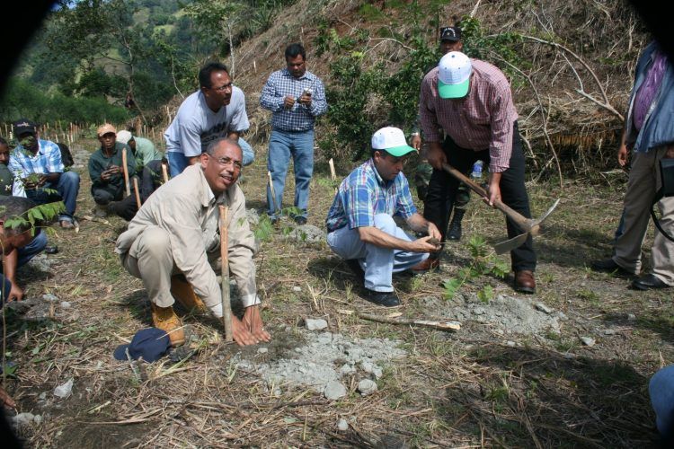 EGEHID apoyará al Medio Ambiente en recuperación del río Nizao