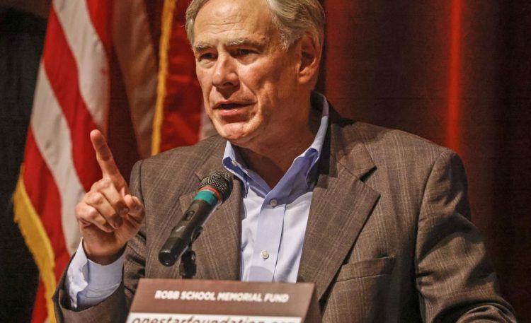 Gobernador de Texas defiende las armas de fuego