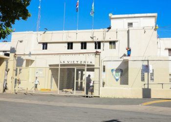Denuncian abusos en cárcel de La Victoria