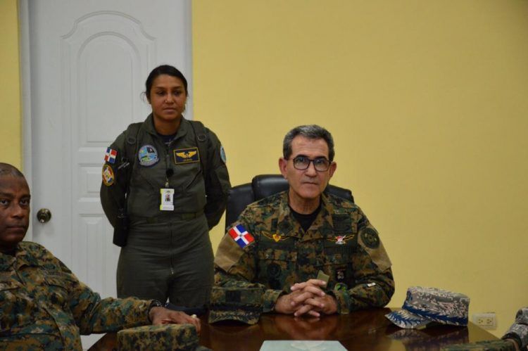 Ministro de Defensa aumenta personal de CIUTRAN 