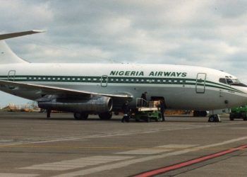 Nigeria detiene vuelos domésticos por precio de combustibles