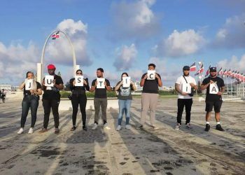 Protesta pacífica Plaza de la Bandera por abusos PN