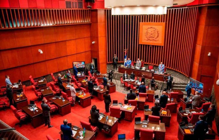 Senadores aprueban proyecto de Fideicomiso sin apoyo de PLD y FP