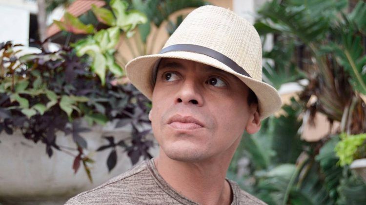 Vico C: “No busquen las cosas que da Dios, busquen al Dios que da las cosas”