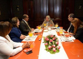 Desayuno entre Francia y RD para mejorar el país
