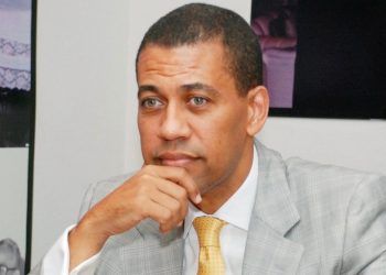 Guido Gómez se lanza como combatiente de Abinader 