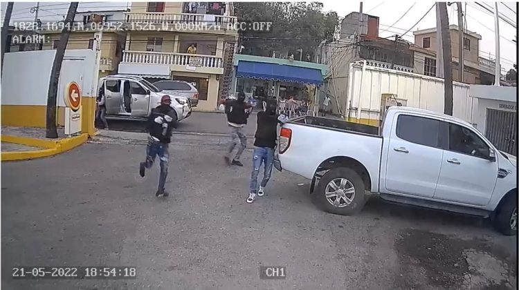 ¡Fuertemente armados! Asaltan estación de GLP