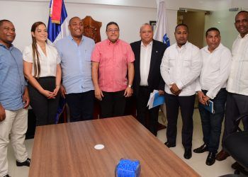 Santo Domingo Oeste recibe equipos deportivos