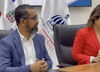 Defensa Civil y Supérate  firman acuerdo para favorecer comunidades vulnerables