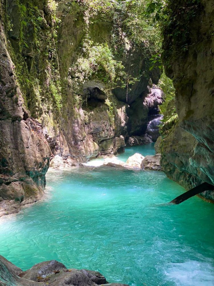 Descubre el Río más azul de RD: Río Partido