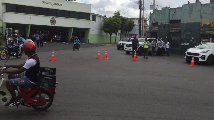 ADN cambia dirección de la avenida Mella