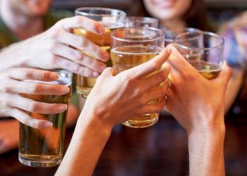 Beber una cerveza al día es bueno para la salud, según los expertos