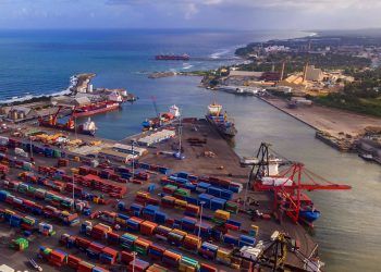 Denuncian desempleo masivo en Puerto Haina por medidas DGII