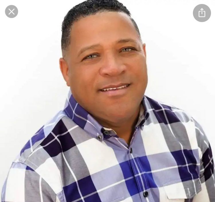 Hombre muere ahogado tras dar su salvavidas a familiar en Puerto Plata