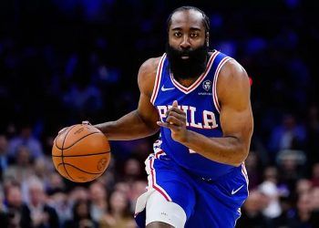 James Harden renuncia a US$14.5MM y renueva con Philadelphia