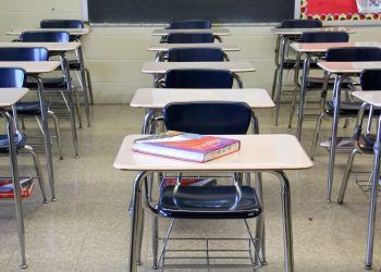 Padre denuncia maestra en Bolivia por pedir semen a alumnos