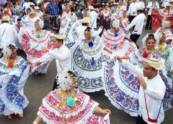22 de agosto Día Mundial del Folklore 