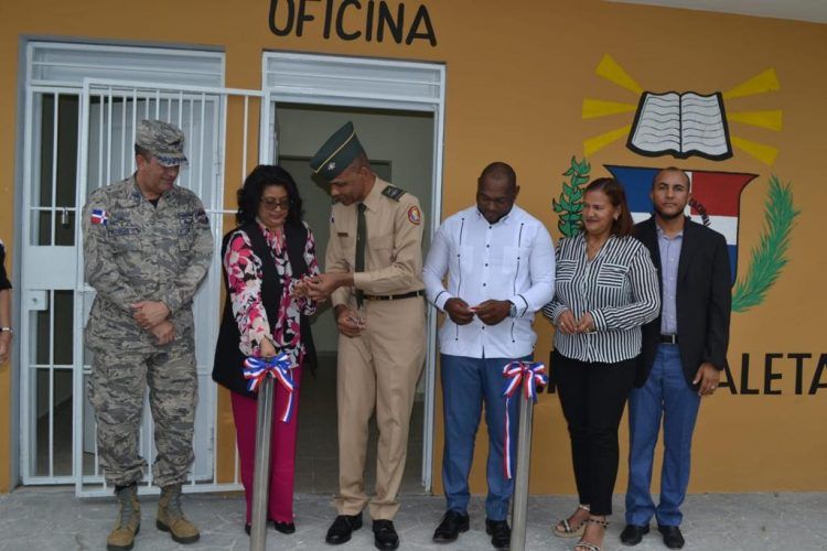 DIGEV inaugura escuelas técnico-vocacionales en Barahona y Boca Chica