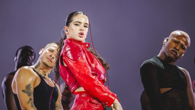 Rosalía brillo en concierto Global Citizen en Nueva York