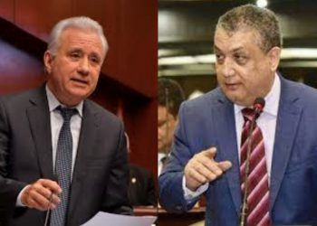 Legisladores se van en "dimes y diretes" en redes por Ley Extinción