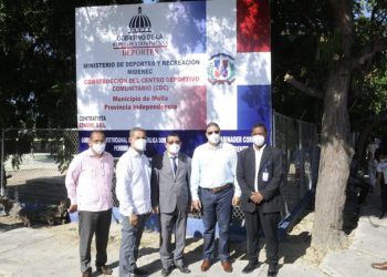 Miderec inicia diferentes obras deportivas en las provincias