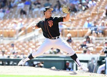 Pitcher de Ligas Menores es expulsado por ser gay