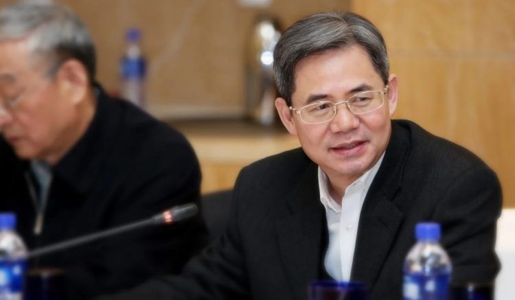 Embajador chino en Londres advierte Reino Unido "no seguir los pasos de EE. UU."