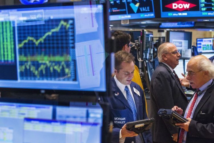 Wall Street abre en rojo y el Dow Jones cae 0,68%