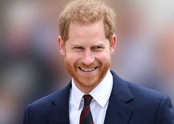 ¿Comprarías ropa interior usada por un príncipe? 