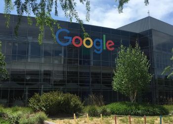 Bruselas multa a Google por obligar a instalar motor de búsqueda a Android