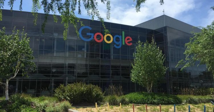 Bruselas multa a Google por obligar a instalar motor de búsqueda a Android