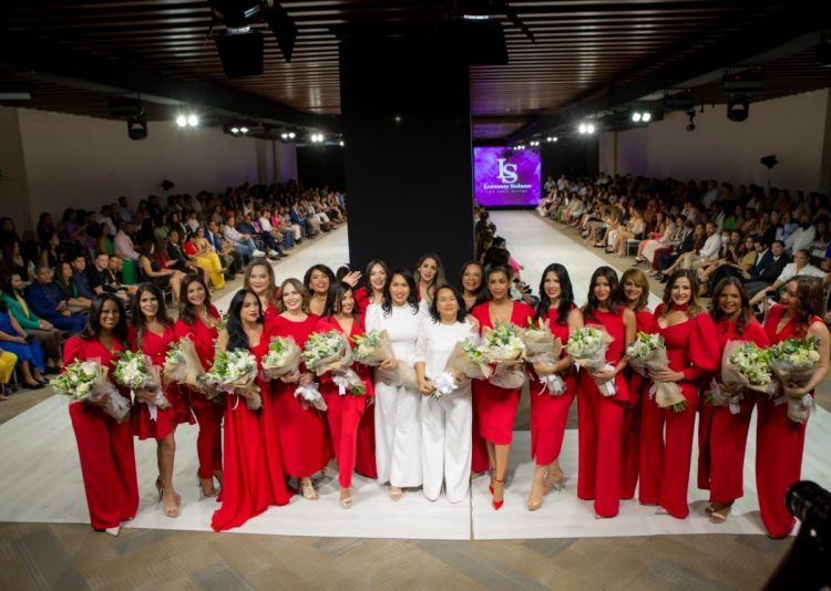 Comunicadoras dominicanas modelan colección de Lorenny Solano "A+"