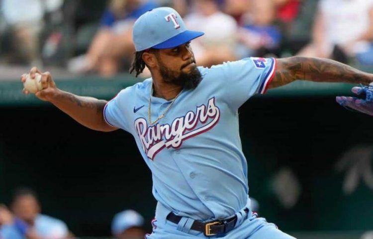 Dominicano Dennis Santana fue adquirido por los Bravos