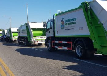 Alcaldía de Santo Domingo Este alquilará camiones para recogida de basura